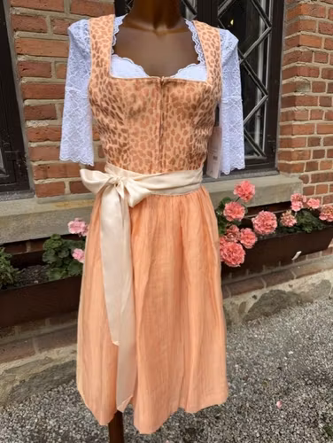 Marjo " Insingen  " , Peach