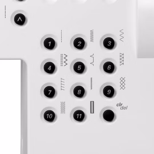Bernina B215 | Begagnad (Väska medföljer)