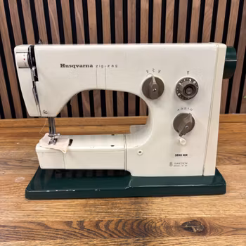 Husqvarna zig-zag | Begagnad