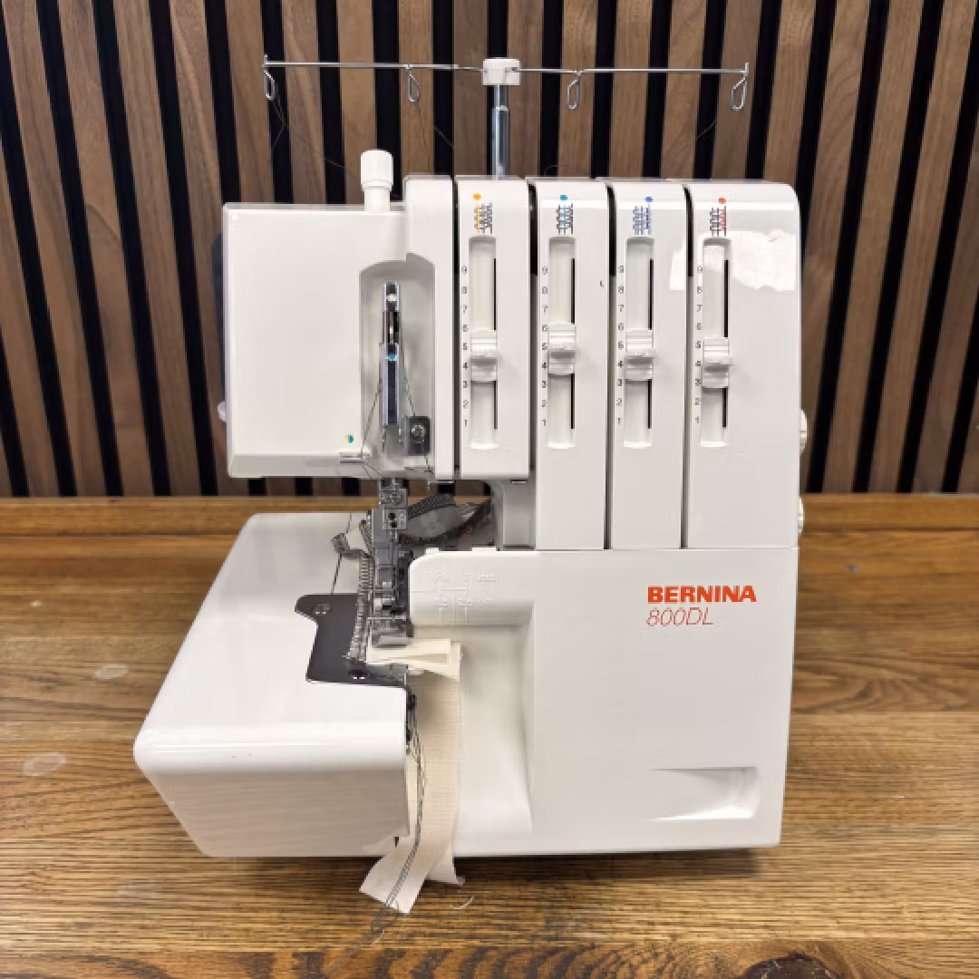 Bernina 800DL | Begagnad