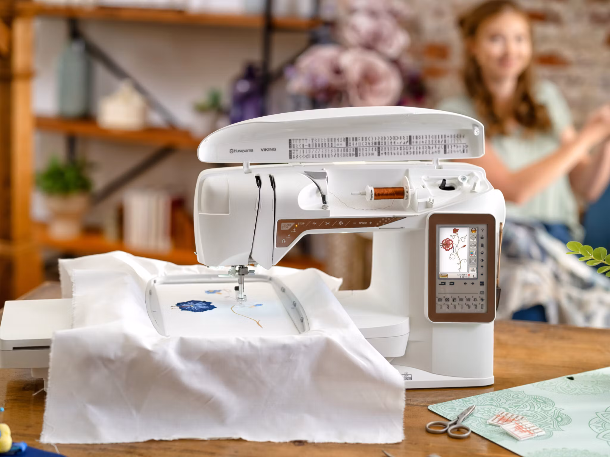 Husqvarna DESIGNER TOPAZ™ 40 inkl brodérmodul