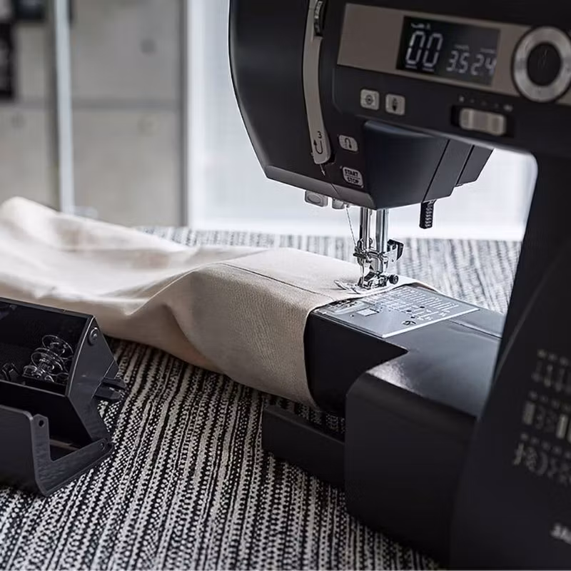 Janome SewLA – 30 sömmar & 7 mm bredd