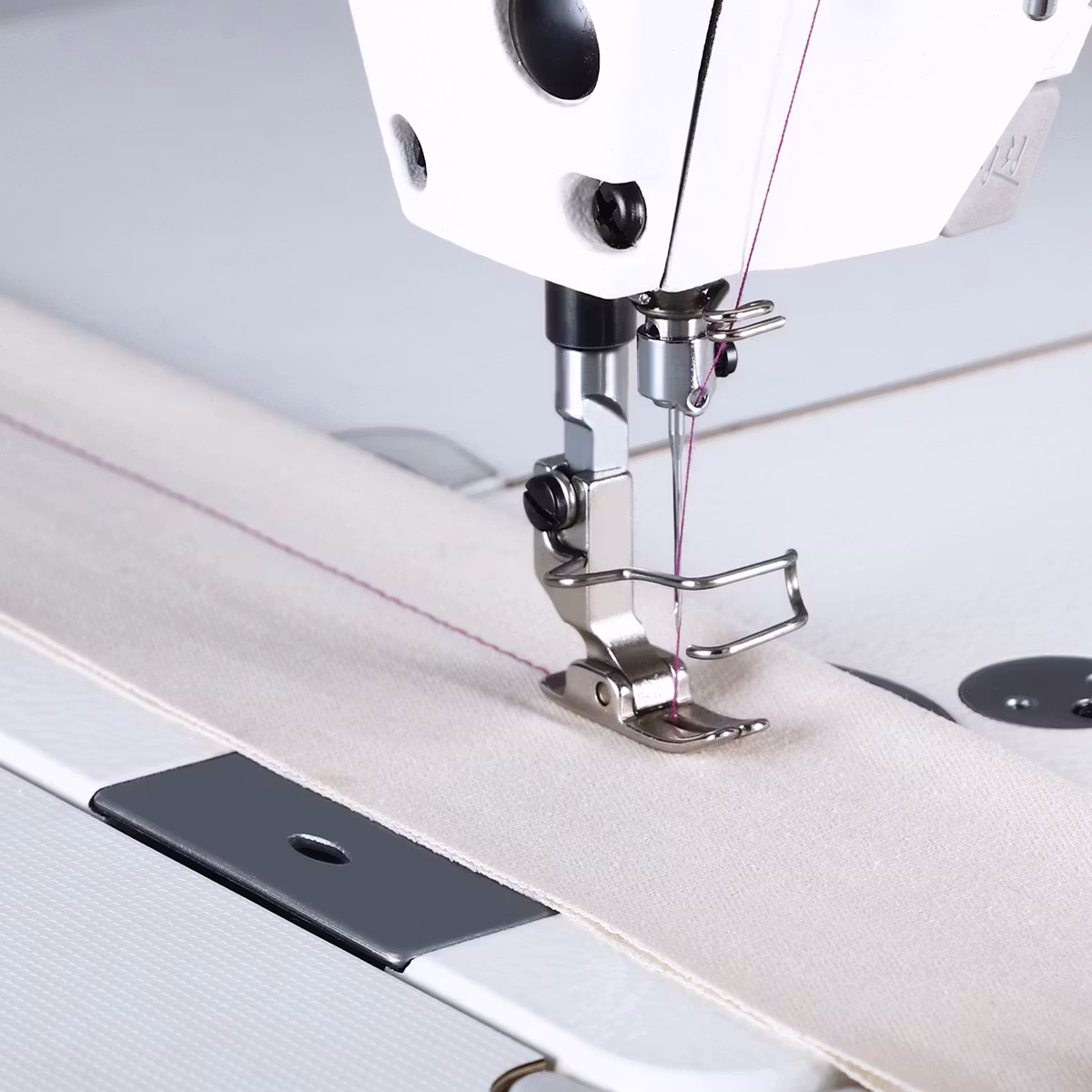 Texi TRONIC 1F - Professionell 1-nåls raksömsmaskin