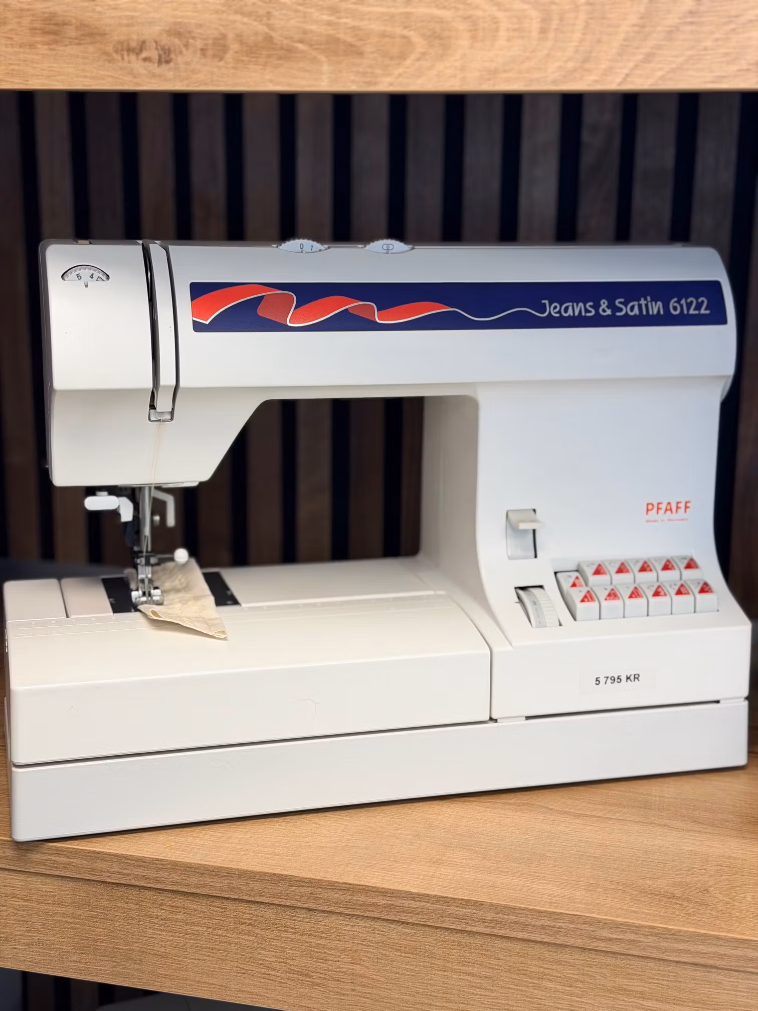 Pfaff Jeans & Satin 6122 | Begagnad