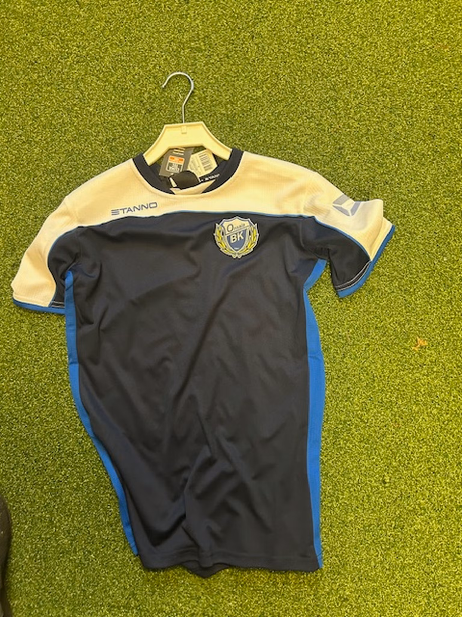 Ledar T-shirt (gamla kollektionen)