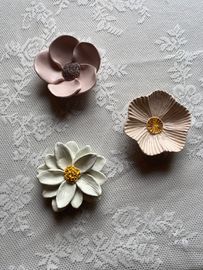 Dekor blomma rosa randig