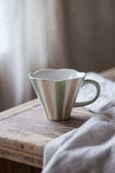 Majas Mugg randigt mönster