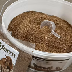 Equibiome Stallhink med lock
