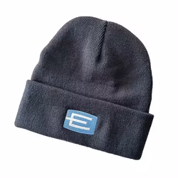 Mössa med E-logga