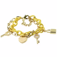 Armband med berlocker