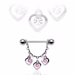 Bröstsköld med hjärtan