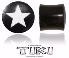 Tiki plugg med stjärna i ben
