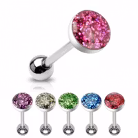 Gnistrande tungpiercing