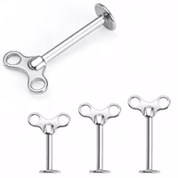 Labret med uppdragarnyckel