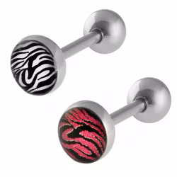 Tungpiercing med zebramönster