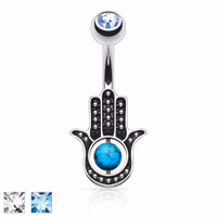 Navelpiercing med turkos hamsa hand