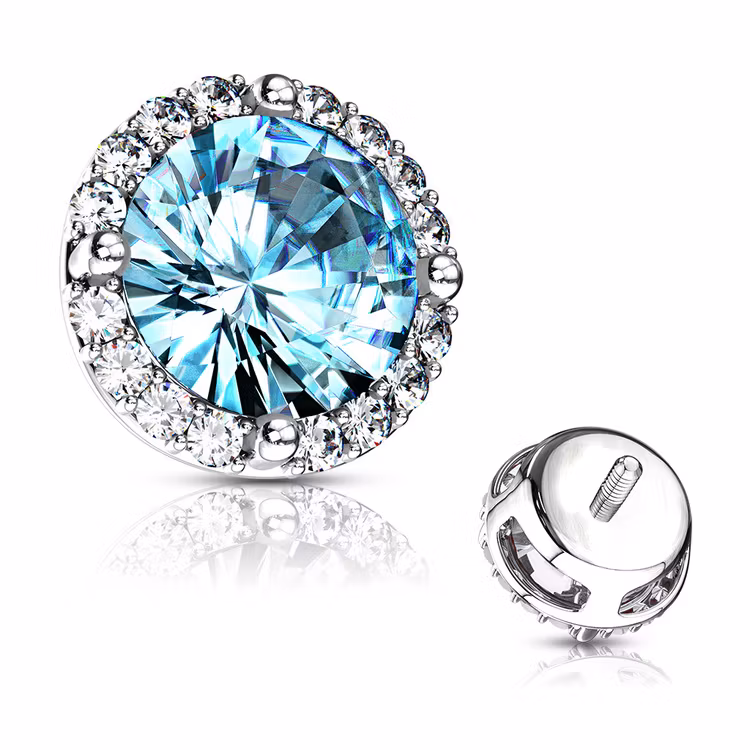 Dermal topp med vackra ädelstenar