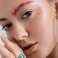 Dermaltopp med stjärnor