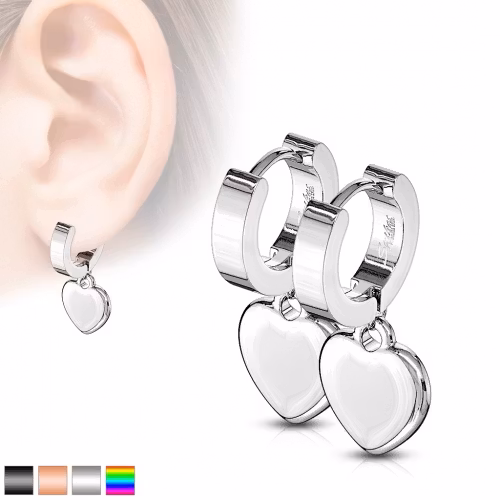 Örhängen med hängade hjärta