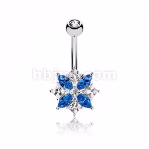 Navelpiercing med vacker blomma