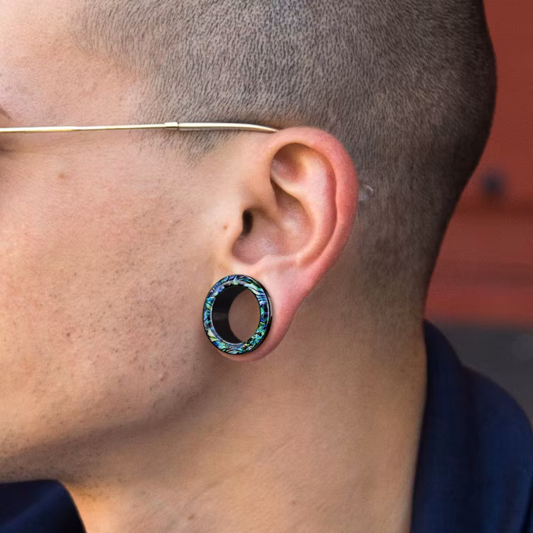 Tunnel med abalone kanter