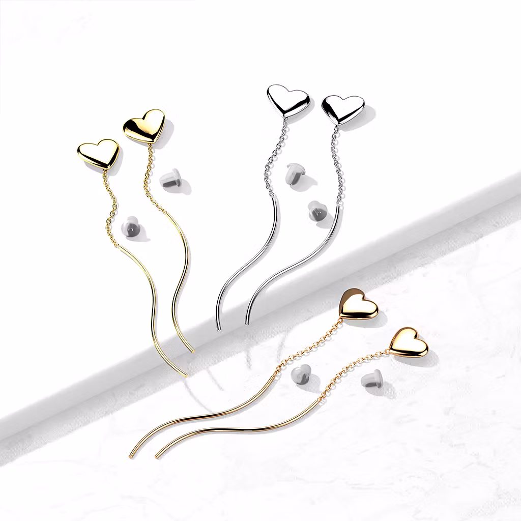 Örhängen med hjärtsnöre