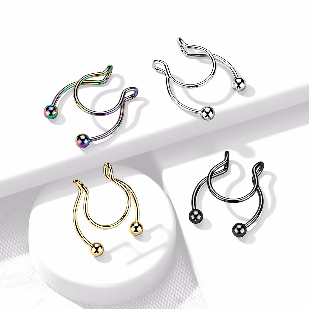 Fake hästsko piercing