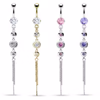 Navelpiercing med stenar