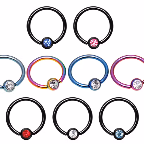 CBR ring med PVD plätering och ädelsten