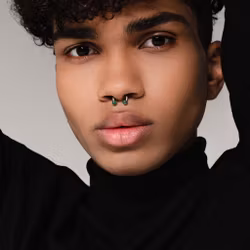 Hästsko med natursten