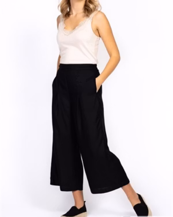 Capri collection DAY PANTS BLACK