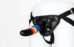 Colorful Love, Strap-on dildo