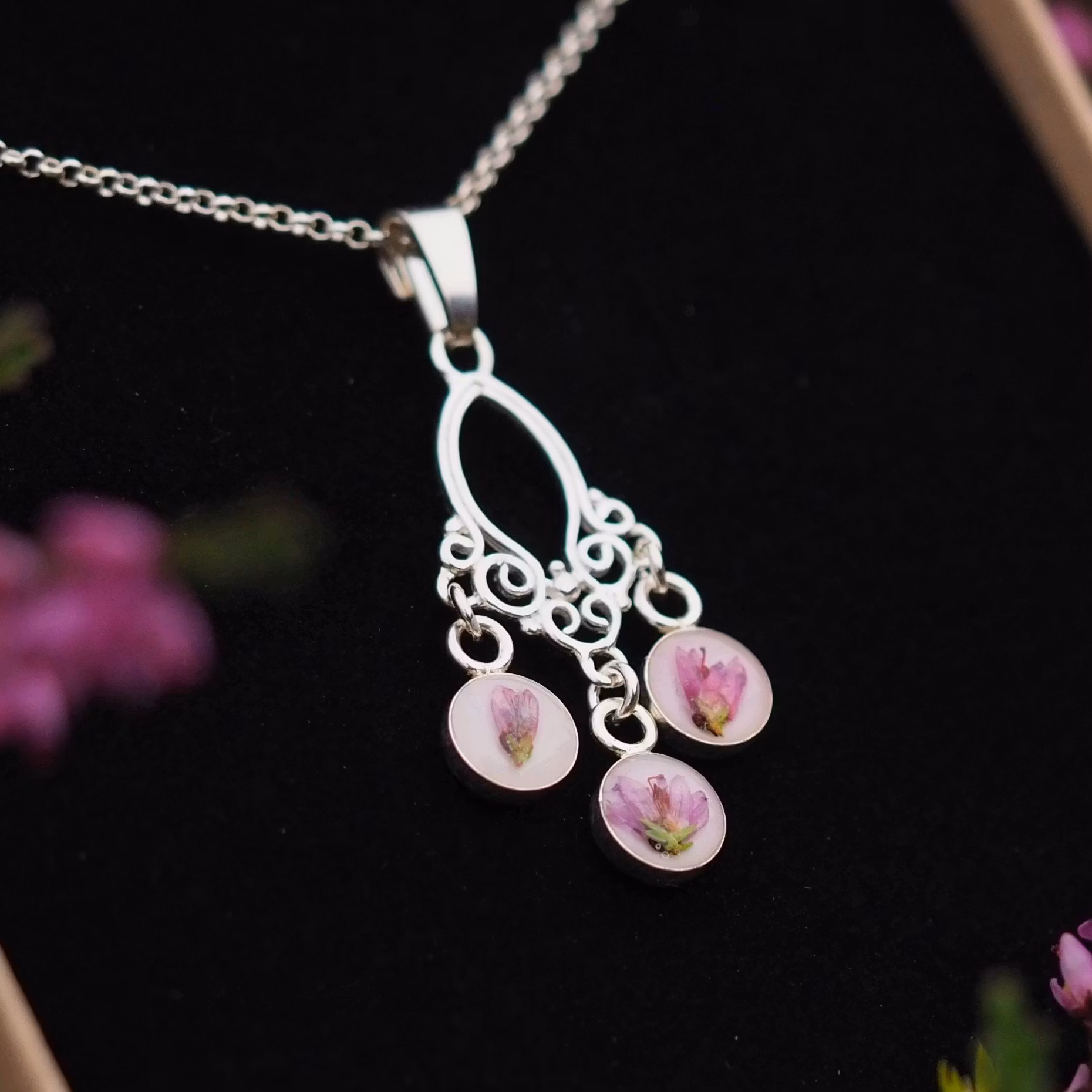 HVIT - Frozen Summer Design AS