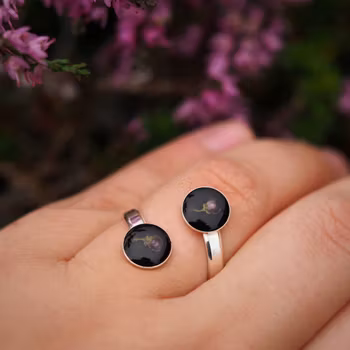 Røsslyng Svart Ring Dobbel