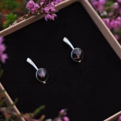 Røsslyng Svart Øredobber Leverback Clip 8mm