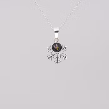 Heather Black Pendant Snowflake