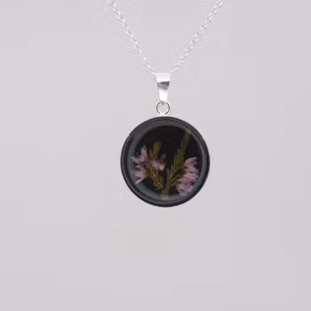 Heather Black Pendant 20mm