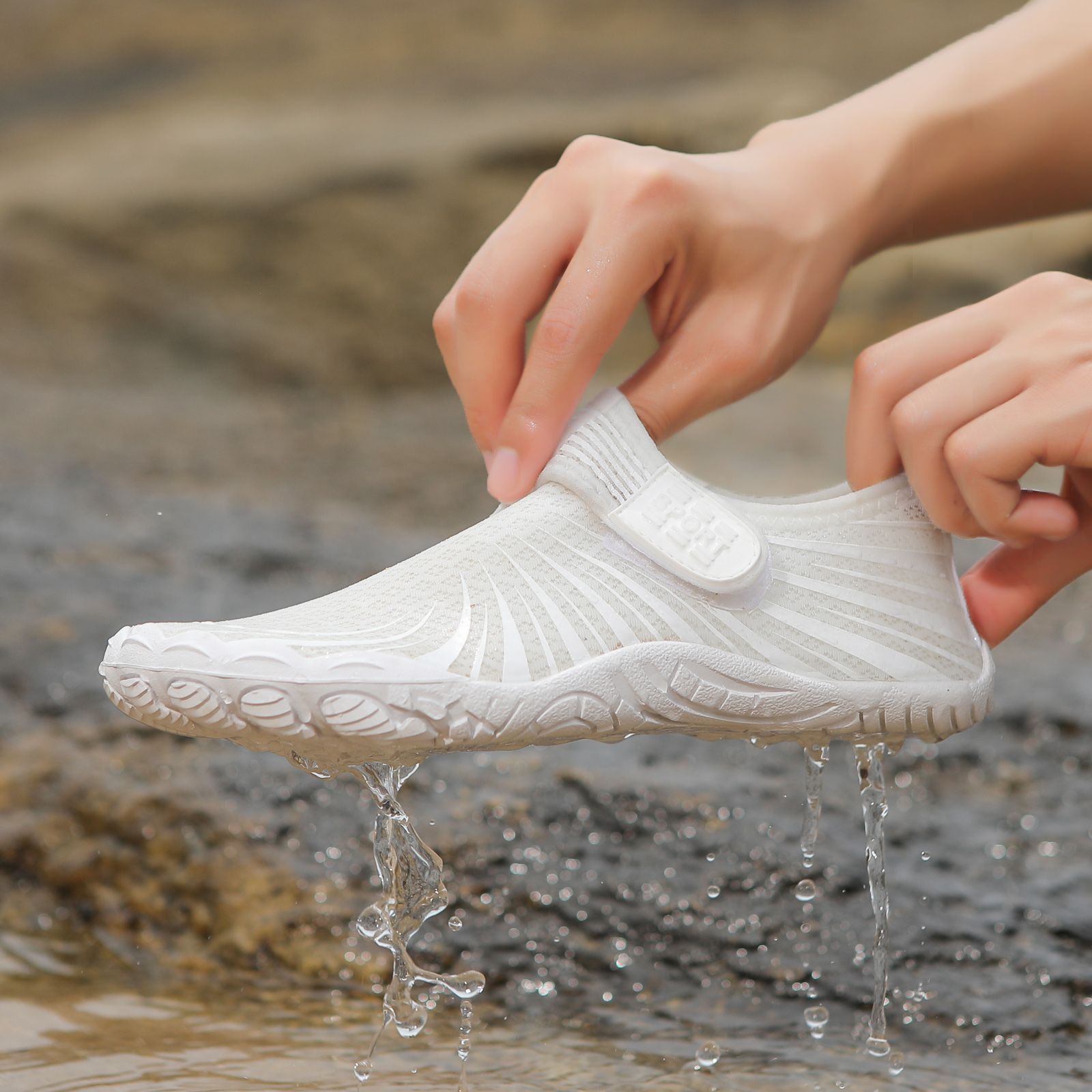 Barfodssko velcro (hvid)