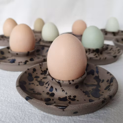 Äggkopp svartprickig
