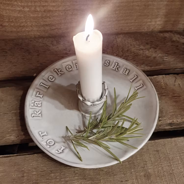 Ljusstake med budskap