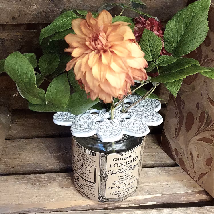 Blomster-platta till vas