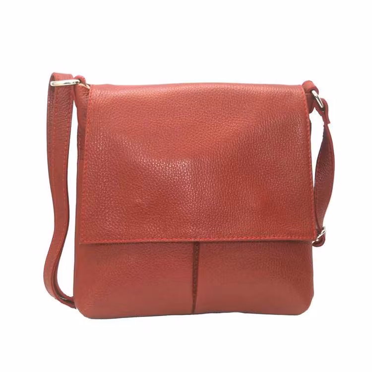 Axelväska lock skinn röd SAC