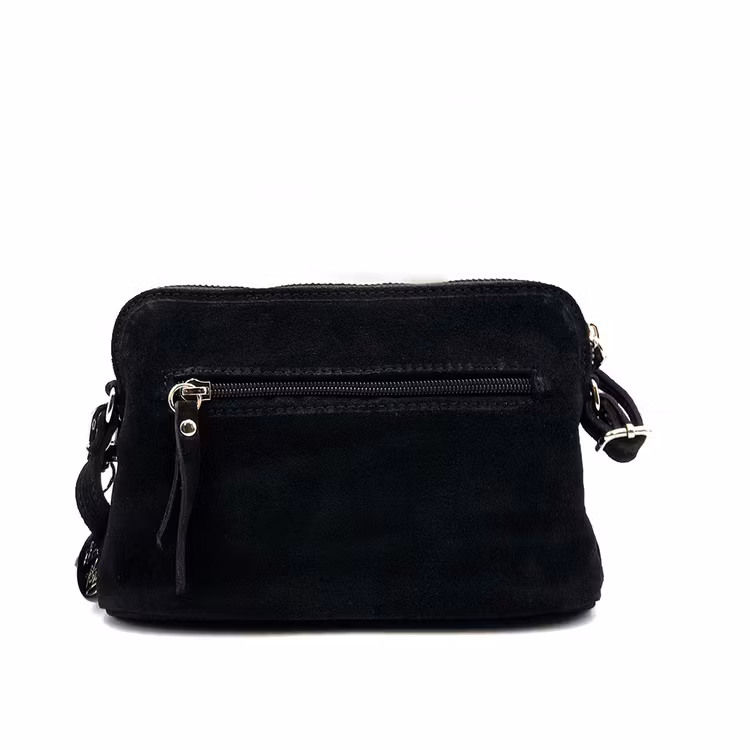 Axelväska halvmåne mocka svart Ulrika Design