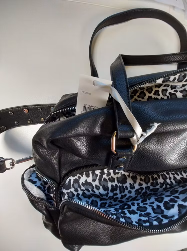 Axelväska Dam Svart Ulrika Design leo print