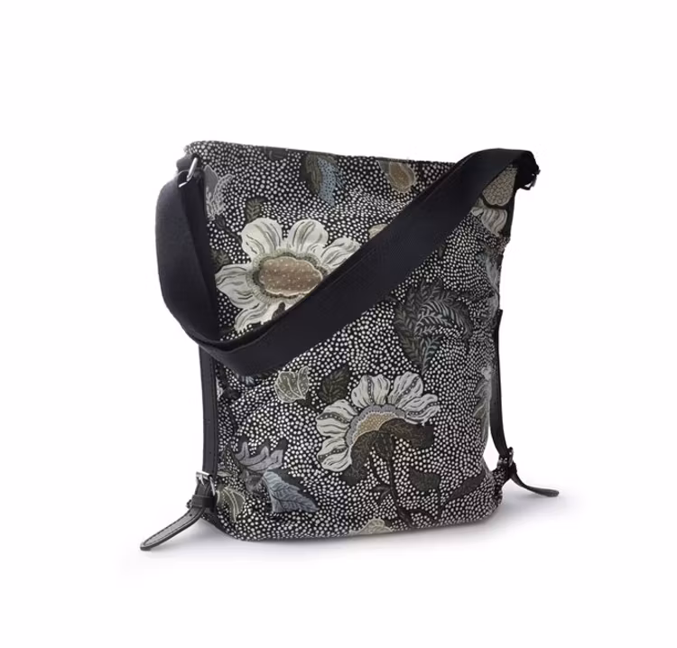 Ceannis Flower Linen Black Axelremsväska 013019903