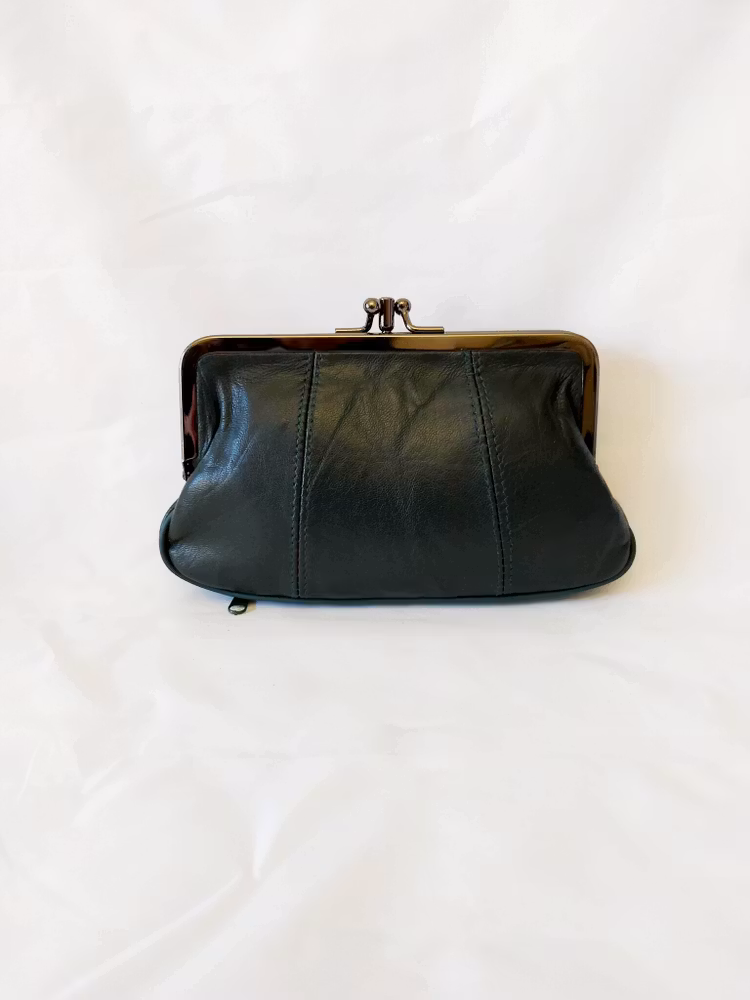 Bygelbörs skinn10 olika färger B49 Grön