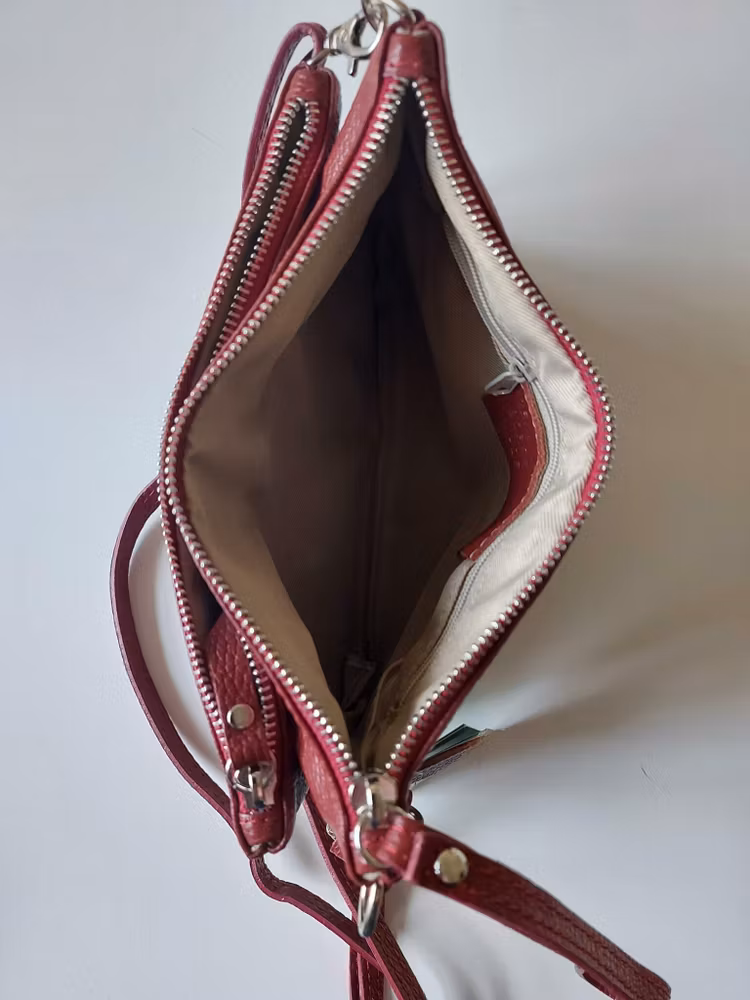 Axelväska / handledsväska skinn röd SAC