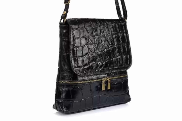 3 Axelremsväska äkta skinn croco Mörkblå nr 69 sida