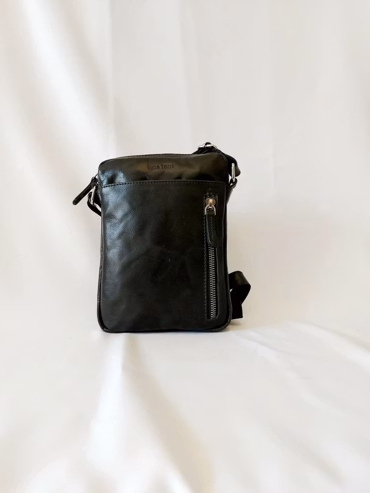 Axelremsväska skinn grön Luca Ferri 7462