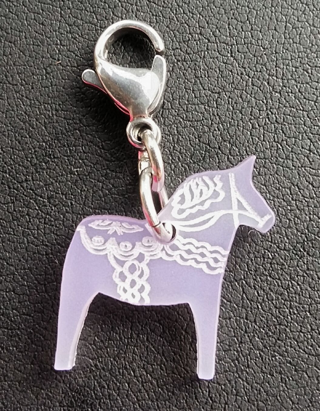 Liten Dalahäst Berlock